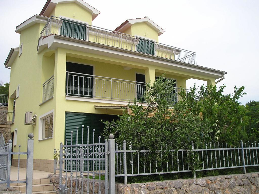 Apartments Vukelic Klenovica Bagian luar foto